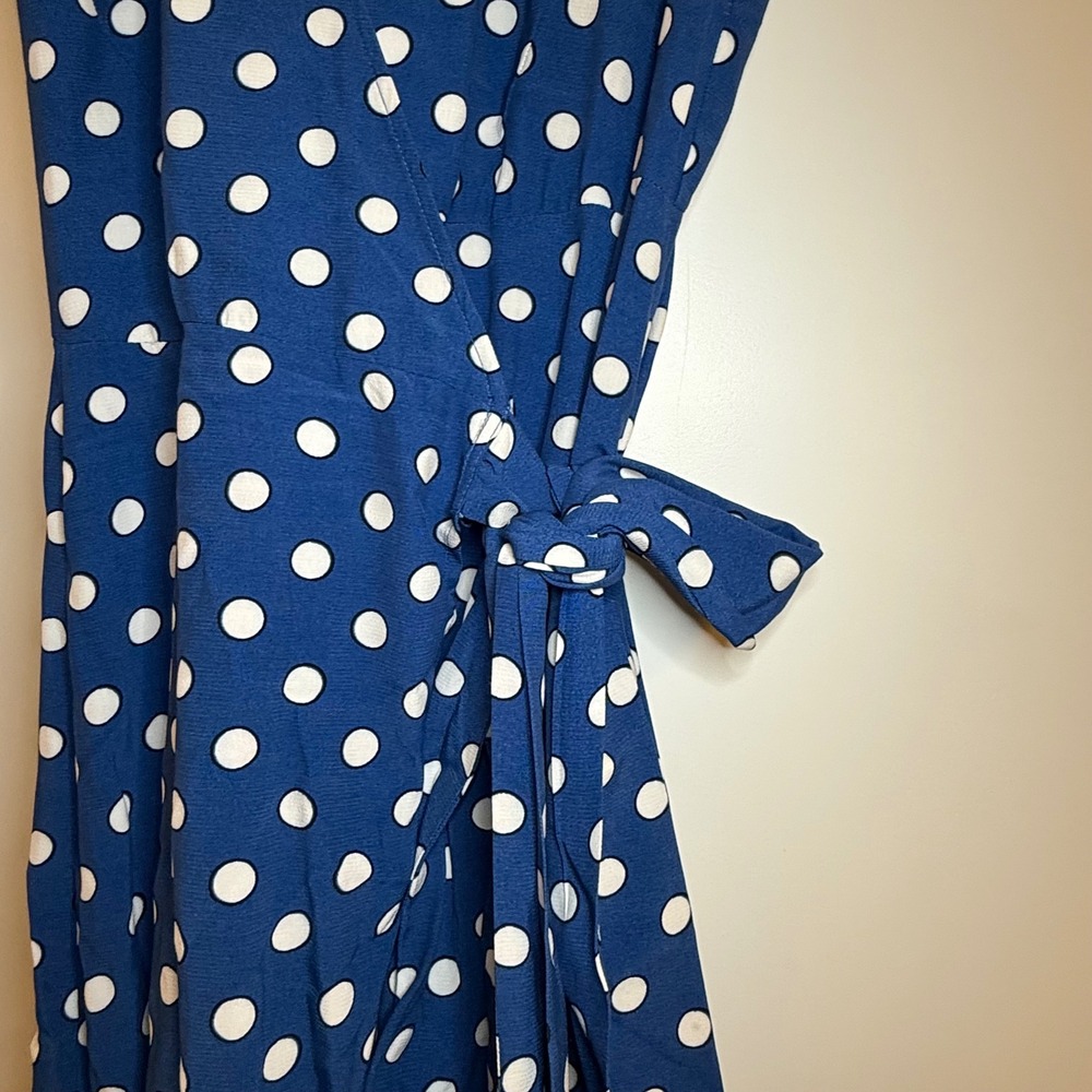 Boden Polka Dot Wrap Midi Dress Women 2R Blue Excellent Short Sleeve V-Neck - Picture 5 of 8